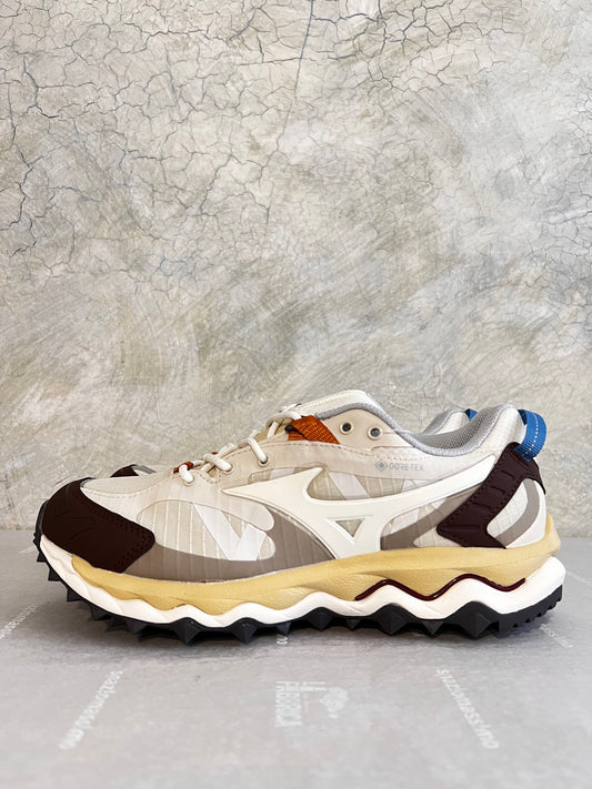 MIZUNO Wave Mujin